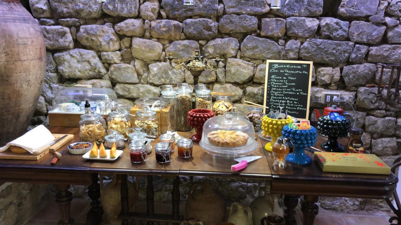 San Noto Antica Residenza Di Caccia Bed and Breakfast Ficarra Eksteriør billede